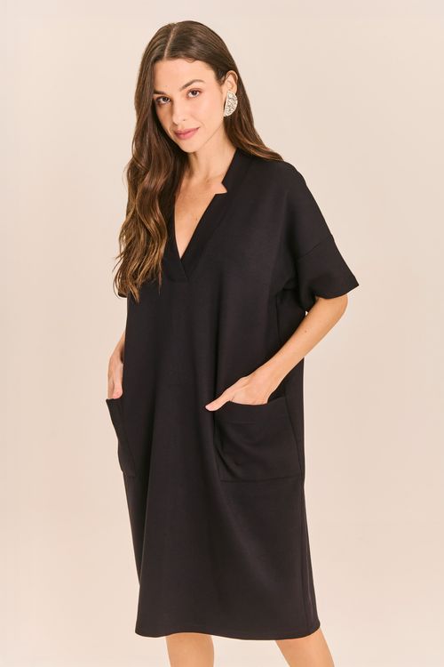 Vestido Malha Neo com Bolsos e Decote Gola PRETO