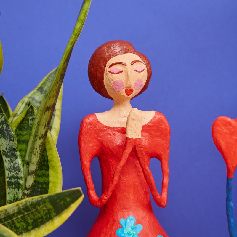 BONECA_PAPEL_MACHE_38_CM_MENINA_GRATIDAO_VA22581_PAPEL_CRAFT_4