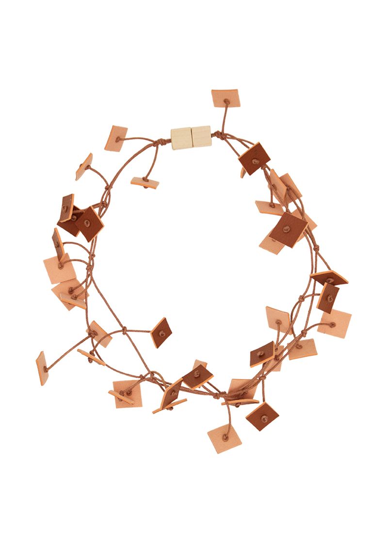 COLAR_HANG_FECHO_COM_IMA_CARAMELO_ROU2312_PAPEL_CRAFT_3