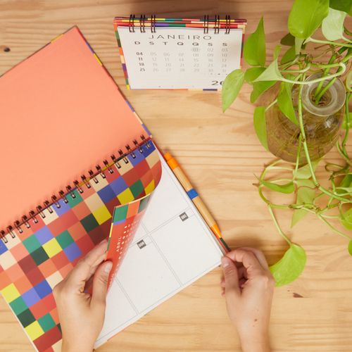 Calendário de Mesa P Pixel Quadri 2026