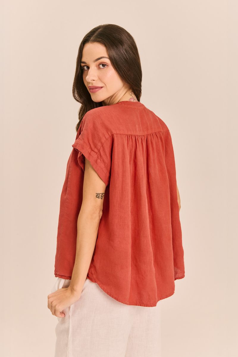 BLUSA-LINHO-BATA-COM-BOTOES_GOIABA_ROU2273_PAPEL_CRAFT_3