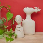 ESCULTURA_MULHER_COM_PASSARINHO_25_X_18_CM_VA22628_PAPEL_CRAFT_2