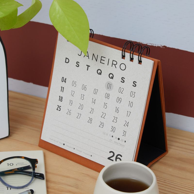 CALENDARIO_MESA_P_CARAMELO_2026_AG1868_PAPEL_CRAFT_3