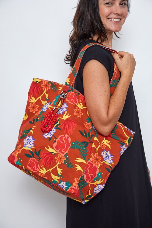 Bolsa Balde Grande Listras
FLORAL QUADRI