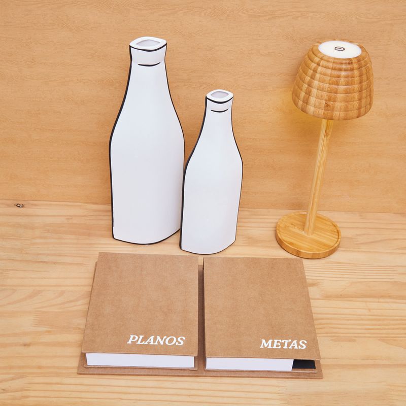 CONJUNTO_2_VASOS_BRANCO_PRETO_18_X_8_X_31_CM_VA22625_PAPEL_CRAFT_2