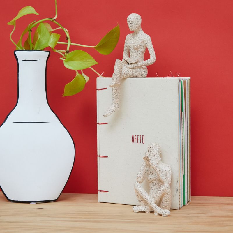 CONJUNTO_2_VASOS_PRETO_ BRANCO_ 20_X_8_X31_CM_VA22626_PAPEL_CRAFT_3