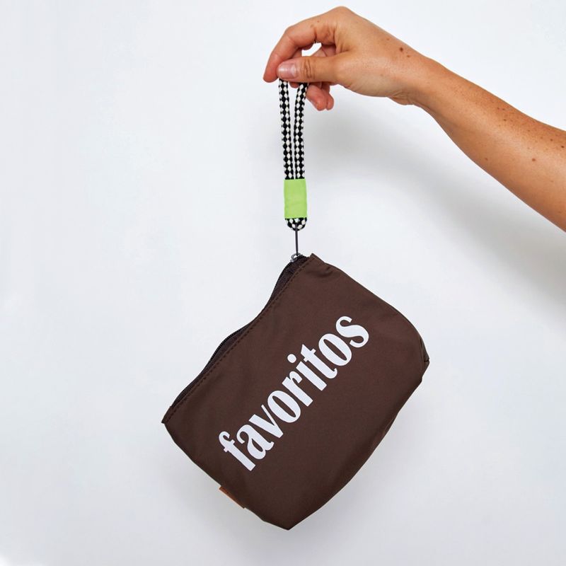 NECESSAIRE_NYLON_TRIANGULO_P_FAVORITOS_CO3175_PAPEL_CRAFT_2