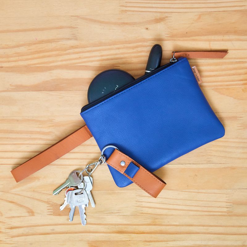 KIT_NECESSAIRE_COURO_MINI_CHAVEIRO_BIC_COM_ORANGE_CO3127_PAPEL_CRAFT_2