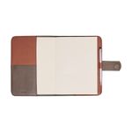 AGENDA_SEMANAL_COURO_LINGUETA_15_5_X_21_COM_CANETA_2026_MOGNO_MILITAR_AG1857_PAPEL_CRAFT_09