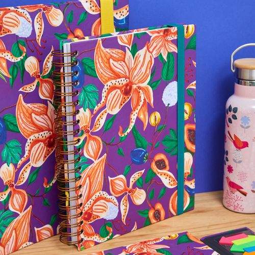 Caderno Universitário A4 90 Folhas
FLORAL FRUTA