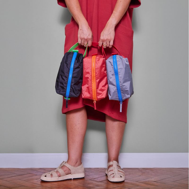 NECESSAIRE_BAU_GRANDE_NYLON_CINZA_AZUL_VERMELHO_CO3173_PAPEL_CRAFT_2