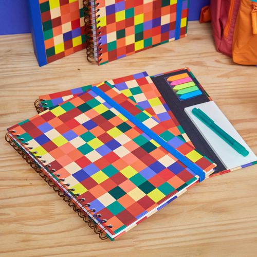 Caderno Universitário A4 90 Folhas PIXEL QUADRI