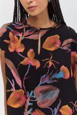 BLUSA_ESTAMPADA_FENDA_BOTAO_FRENTE_AQUAFLORA_ROU2329_PAPEL_CRAFT_2