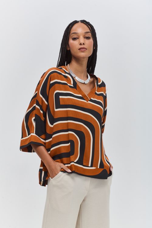 Blusa Estampada Nina Detalhe Costas ONDA GRÁFICA