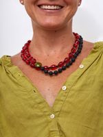 COLAR_TRES_CONTAS_CORES_VERMELHO_VERDE_PRETO_ROU2163_PAPEL_CRAFT_1