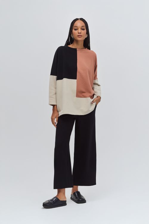 Blusa Malha Felpada Recortes Três Cores PRETO/MOCHA/OFF - imagem 4