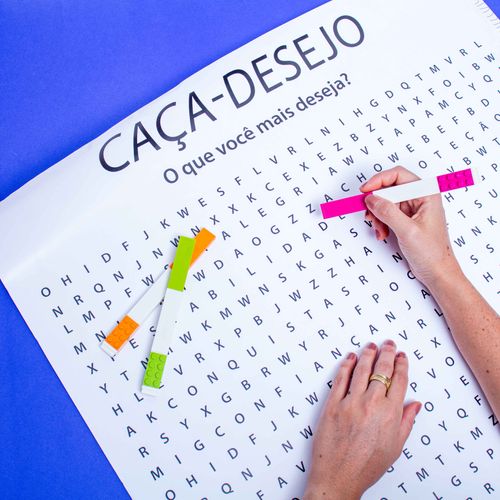 Kit 3 Papeis de Presente Colorir Palavra Cruzada Caça-Palavras