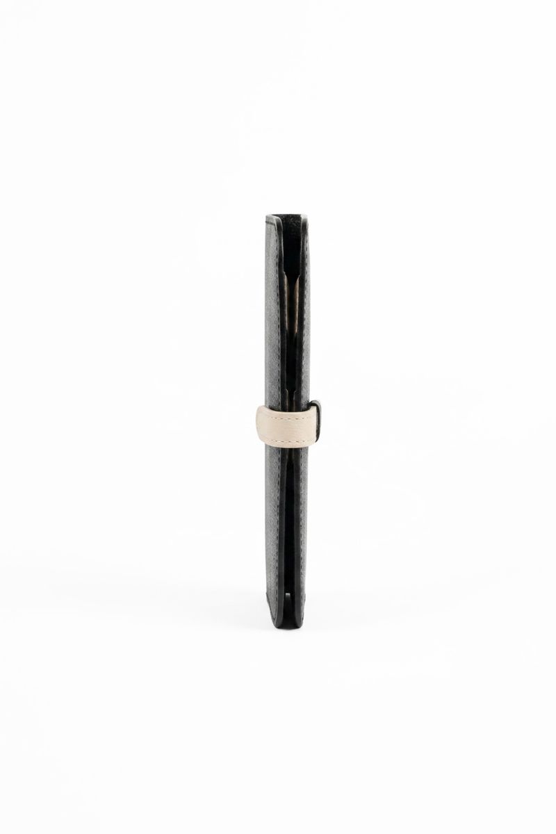 CARTEIRA-COURO-SLIM-BICOLOR_PRETO_CREMA_CO3184_PAPEL_CRAFT_4