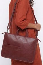 BOLSA_COURO_LAPTOP_COM_BOLSO_RUBY_CO3190_PAPEL_CRAFT_2