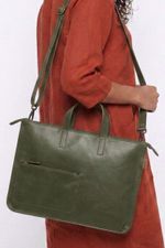 BOLSA_COURO_LAPTOP_COM_BOLSO_VERDE_CO3190_PAPEL_CRAFT_1