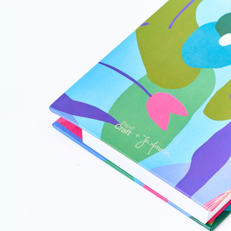 BLOCO_TAMPA_MIOLO_COLOR_M_14X18_CANETA_LATERAL_ESTAMPA_FLORAL_JUAMORA_BL2020_PAPEL_CRAFT_0-1
