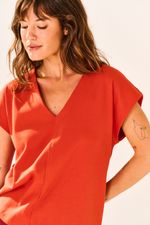BLUSA_MALHA_DECOTE_V_RECORTE_A_FIO_ROU2370_VERMELHA_PAPEL_CRAFT_1